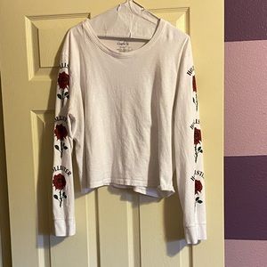 American Eagle Cropped Long Sleeve T-Shirt